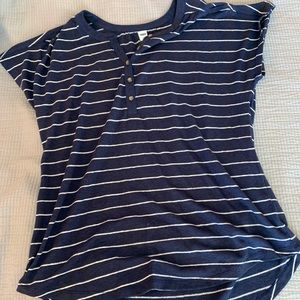 a navy blue and white stripped shirt